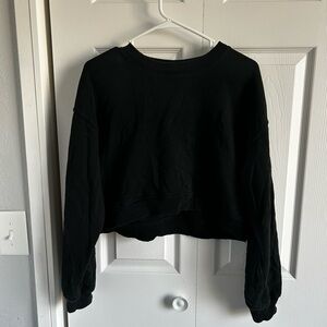 Black Cropped Sweatshirt